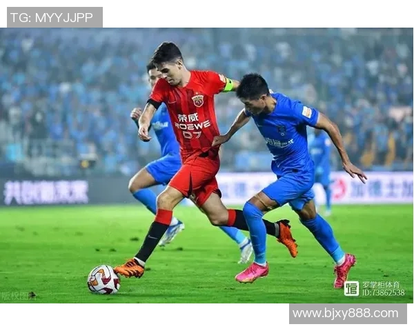 上港迎战横滨展现实力之战期待精彩对决与球迷共庆足球盛宴 上港迎战横滨展现实力之战期待精彩对决与球迷共庆足球盛宴